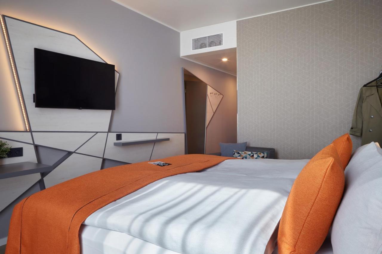 Holiday Inn - The Niu, Hub Dusseldorf Messe By Ihg 外观 照片