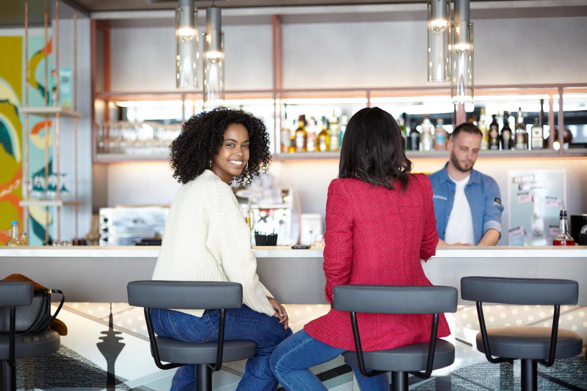 Holiday Inn - The Niu, Hub Dusseldorf Messe By Ihg 外观 照片