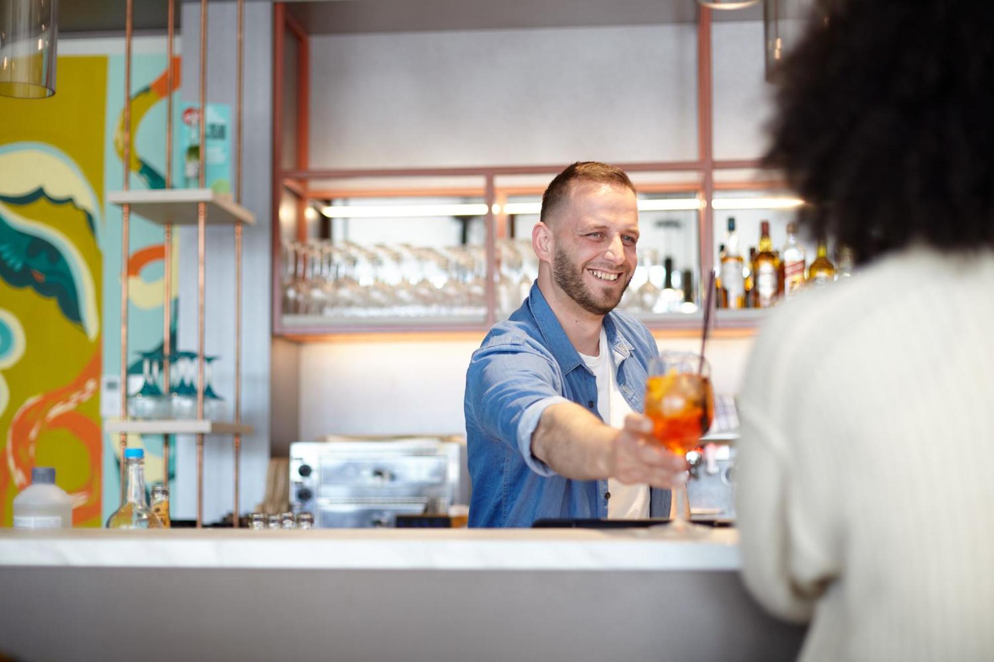 Holiday Inn - The Niu, Hub Dusseldorf Messe By Ihg 外观 照片