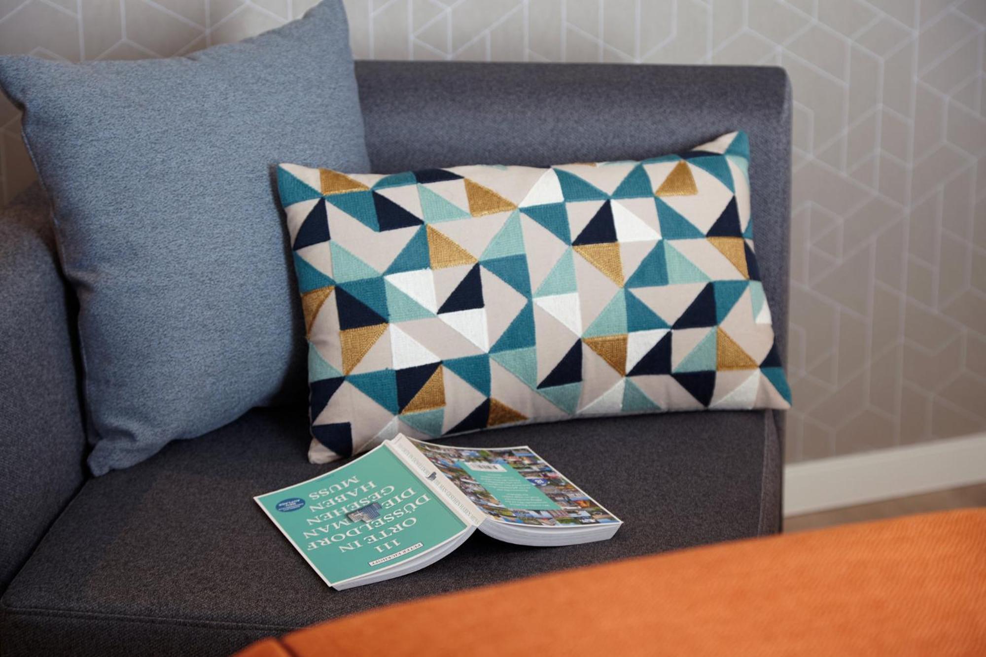 Holiday Inn - The Niu, Hub Dusseldorf Messe By Ihg 外观 照片